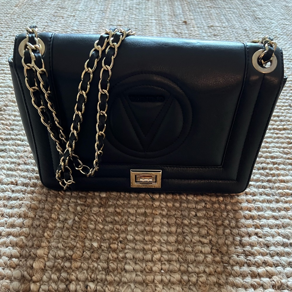 Valentino by Mario Valentino Lthr Chain Shoulder Bag